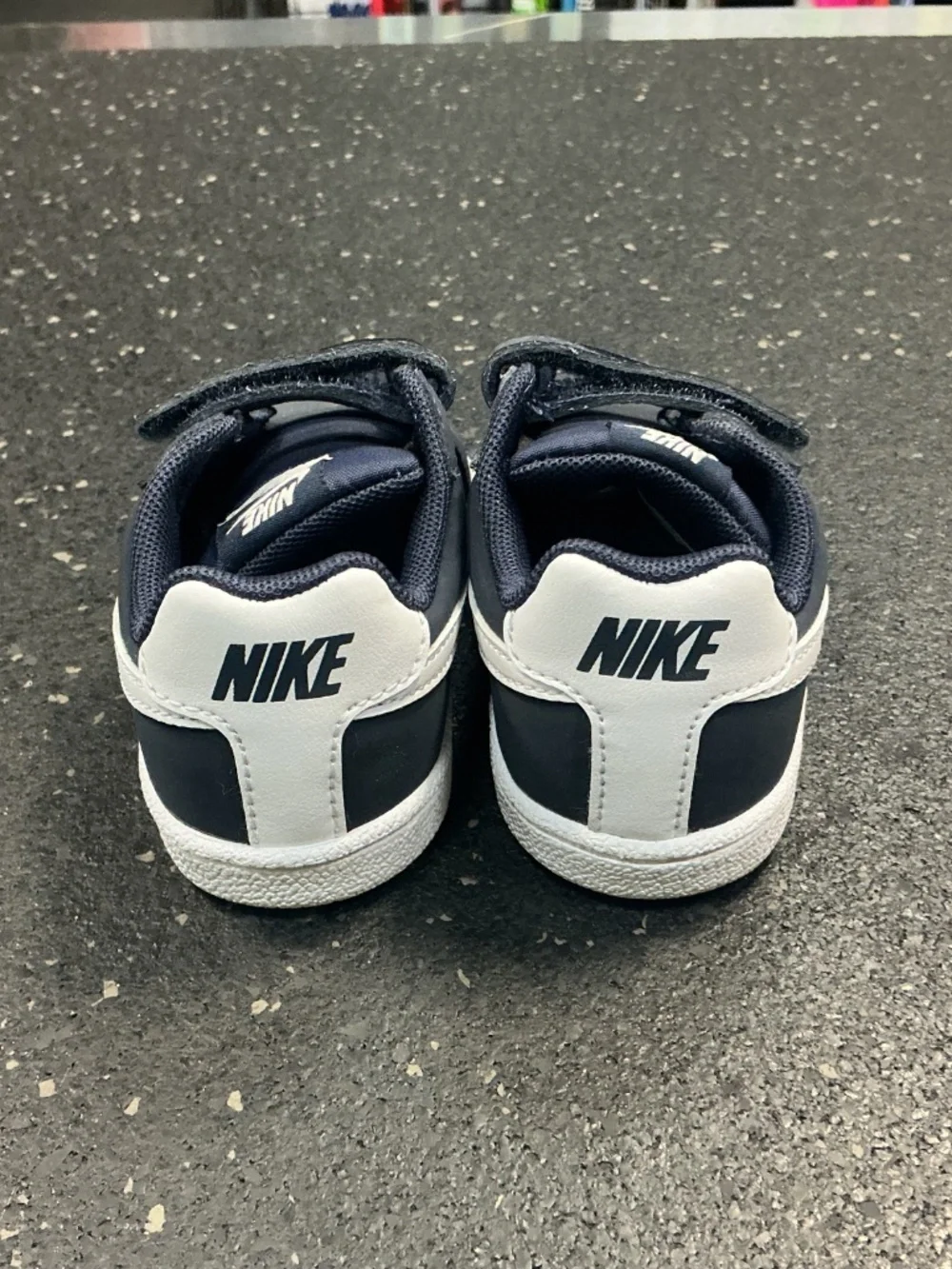 Nike Court Royale 6C - Picture 3 of 3